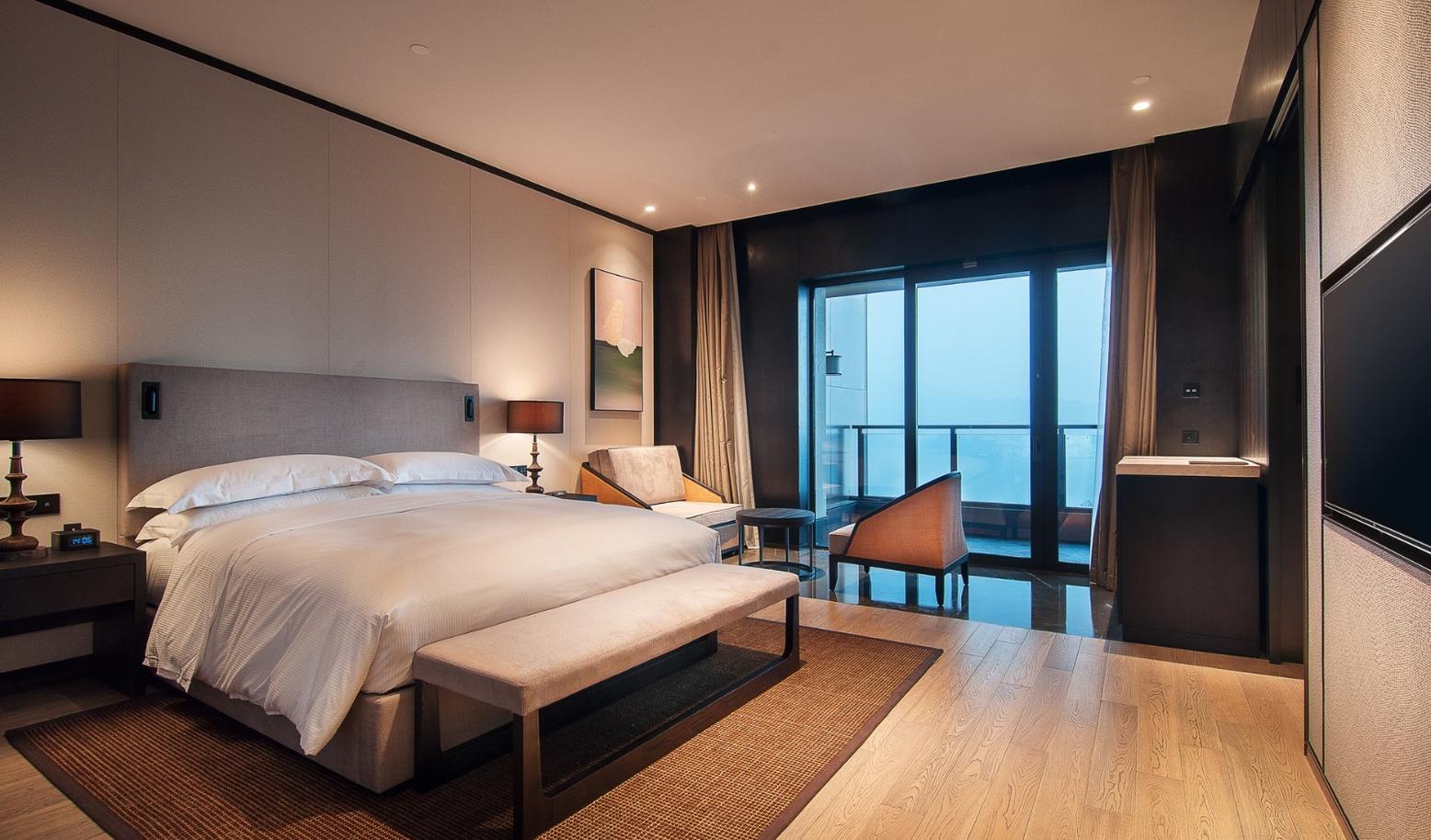 國(guó)內(nèi)酒店、民宿等住宿業(yè)下半年有望穩(wěn)定復(fù)蘇